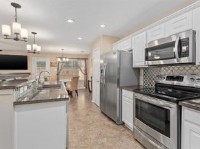 78 N Walden Elms Circle, The Woodlands TX 77382