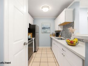 2121 Hepburn Street 710, Houston TX 77054