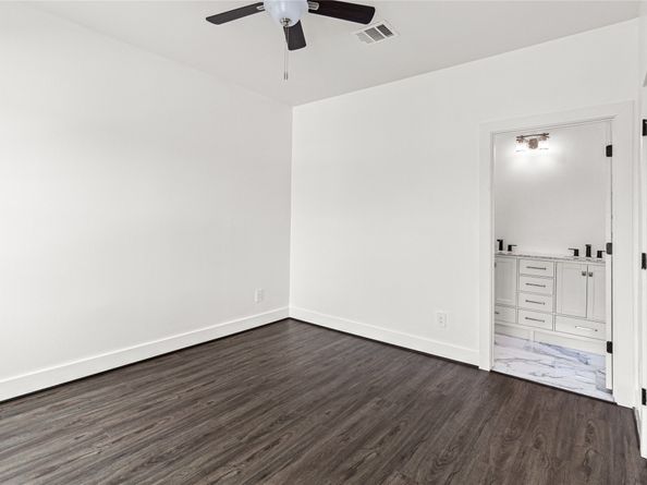 2204 Hoskins Drive, Houston TX 77080
