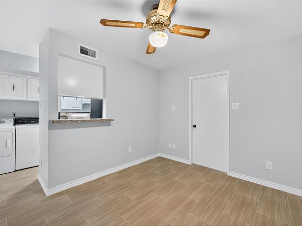 9303 Hammerly Boulevard 204, Houston TX 77080