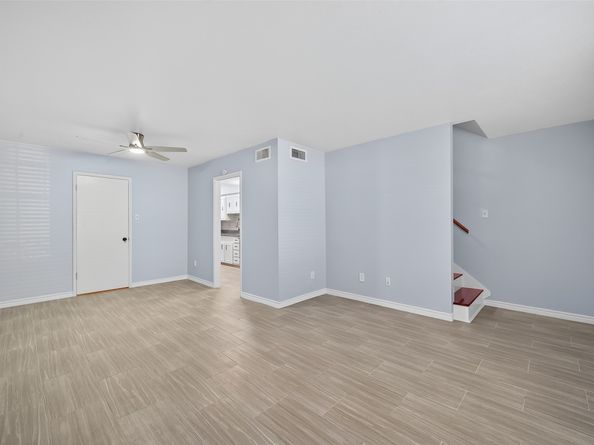 9303 Hammerly Boulevard 204, Houston TX 77080