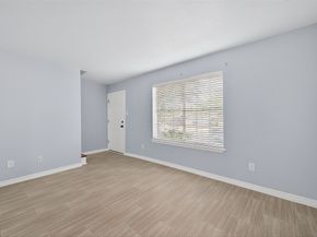 9303 Hammerly Boulevard 204, Houston TX 77080