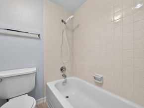 9303 Hammerly Boulevard 204, Houston TX 77080