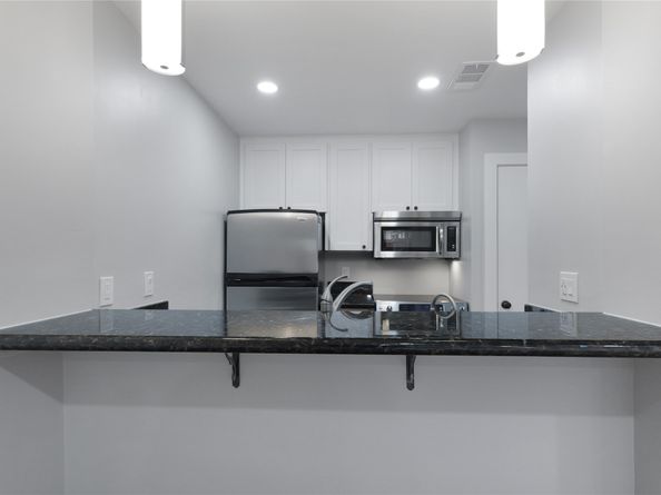 7929 Woodway Drive 4, Houston TX 77063