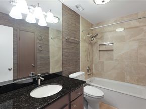 7929 Woodway Drive 4, Houston TX 77063