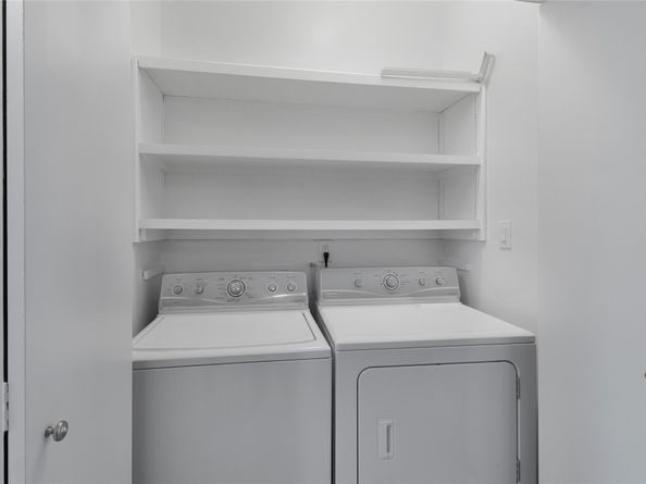 7929 Woodway Drive 4, Houston TX 77063