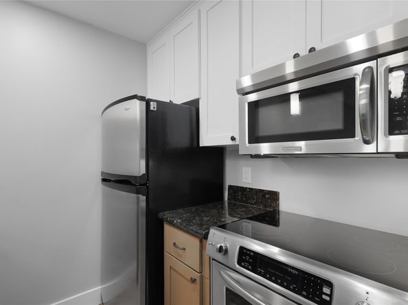 7929 Woodway Drive 4, Houston TX 77063