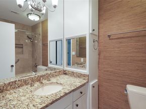7929 Woodway Drive 4, Houston TX 77063