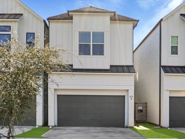 812 E 37th Street B, Houston TX 77022