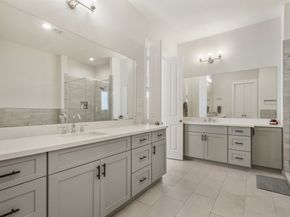 812 E 37th Street B, Houston TX 77022