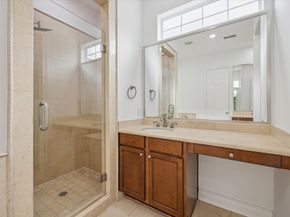 2813 Clinton Drive, Houston TX 77020