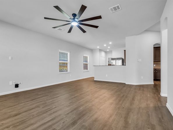 935 Golden Willow Lane, Conroe TX 77304