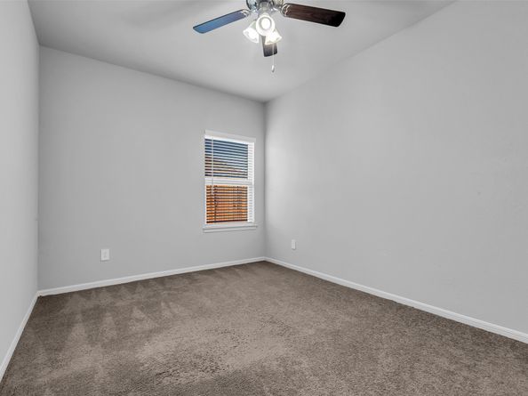935 Golden Willow Lane, Conroe TX 77304