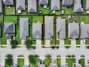 6242 El Oro Drive, Houston TX 77048