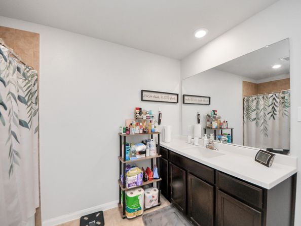 6242 El Oro Drive, Houston TX 77048