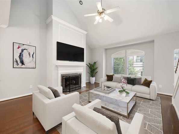 2909 W Dallas Street, Houston TX 77019