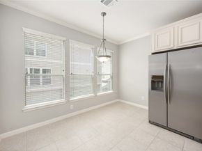 2909 W Dallas Street, Houston TX 77019