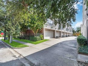 2909 W Dallas Street, Houston TX 77019