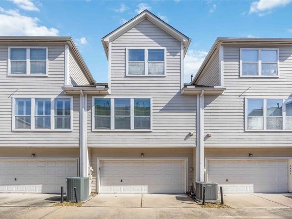 2909 W Dallas Street, Houston TX 77019
