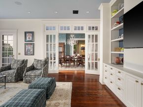215 Bayland Avenue, Houston TX 77009