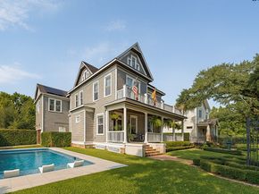 215 Bayland Avenue, Houston TX 77009