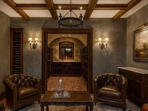 215 Bayland Avenue, Houston TX 77009