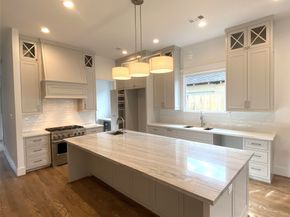 1001 E 27th Street, Houston TX 77009