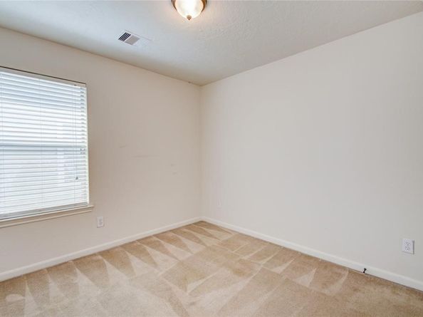 2666 Skyview Knoll Court, Houston TX 77047