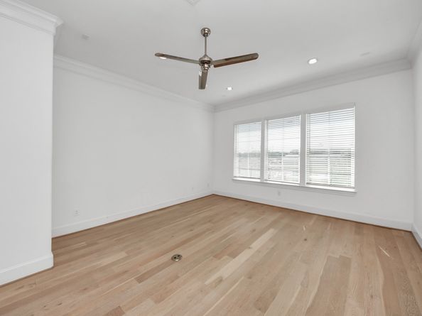 4136 Willowbend Boulevard, Houston TX 77025