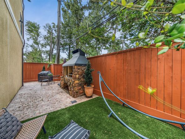 1302 Antoine Drive C, Houston TX 77055