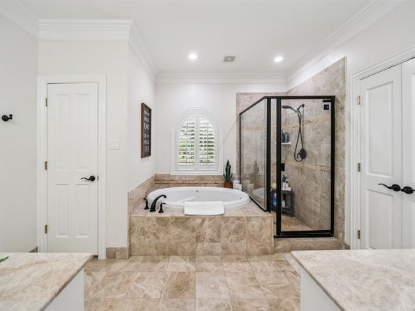 1302 Antoine Drive C, Houston TX 77055