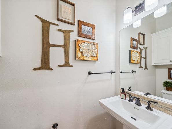 1302 Antoine Drive C, Houston TX 77055