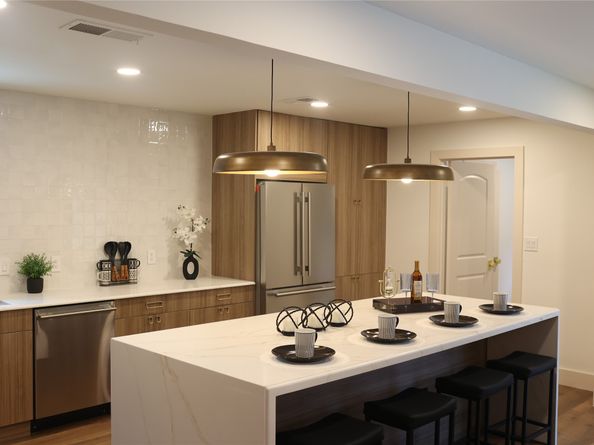 6214 Yarwell Drive, Houston TX 77096