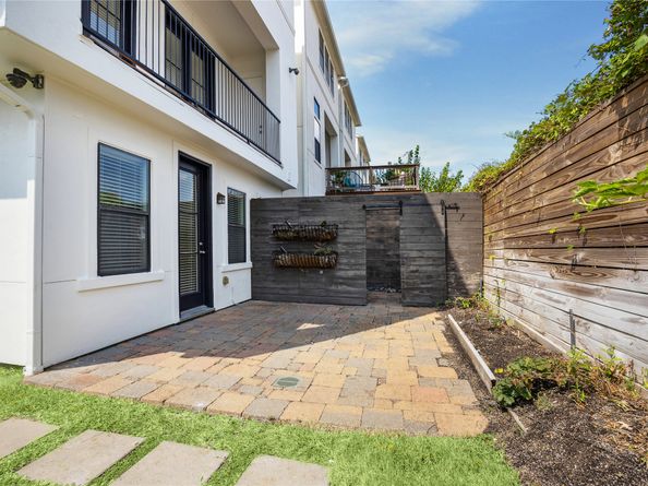 1819 Dart Street, Houston TX 77007