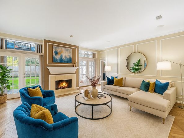 15914 Meadowside Drive, Houston TX 77062