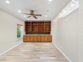 15914 Meadowside Drive, Houston TX 77062