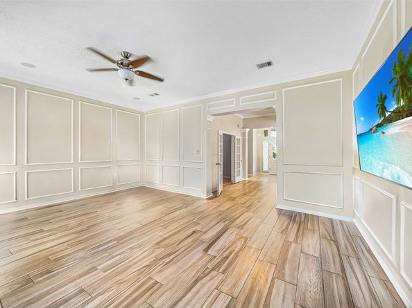 15914 Meadowside Drive, Houston TX 77062