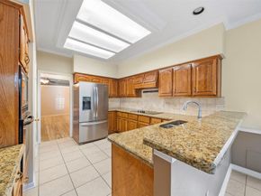 15914 Meadowside Drive, Houston TX 77062