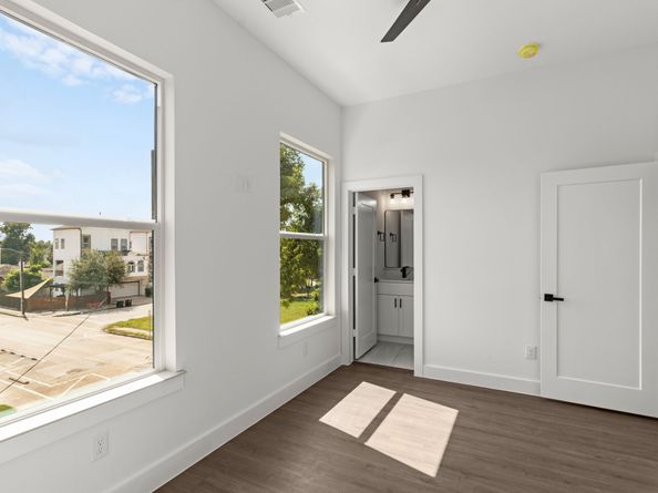 5512 Hardy Street, Houston TX 77009