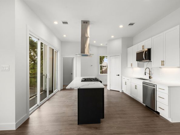 5512 Hardy Street, Houston TX 77009