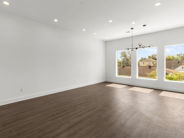 5512 Hardy Street, Houston TX 77009