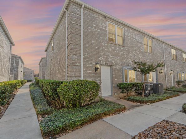 7731 Cambridge Street, Houston TX 77054