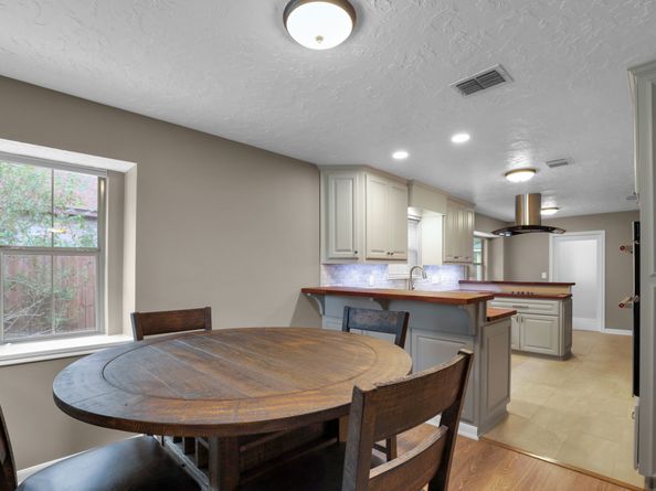 23822 Northcrest Drive, Spring TX 77389