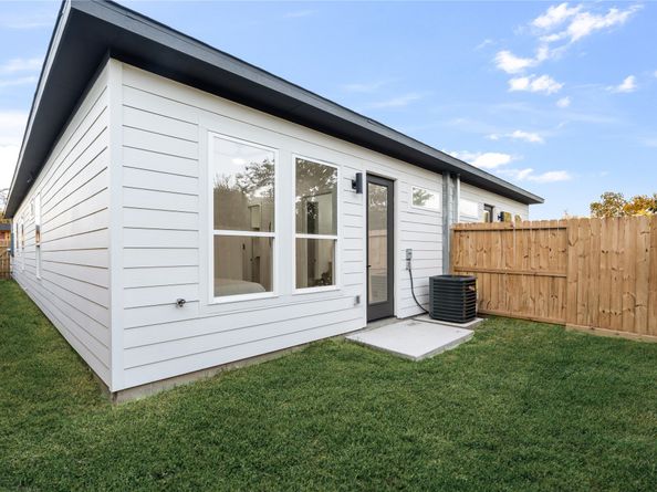 3907 Maggie Street, Houston TX 77051