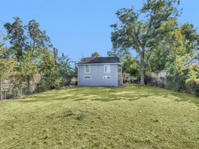 1224 Neyland Street, Houston TX 77022