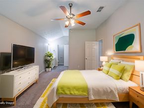 3922 Whitchurch Drive, Houston TX 77066