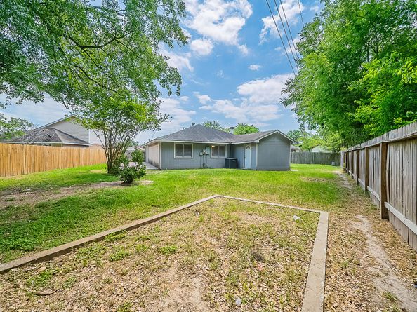3922 Whitchurch Drive, Houston TX 77066