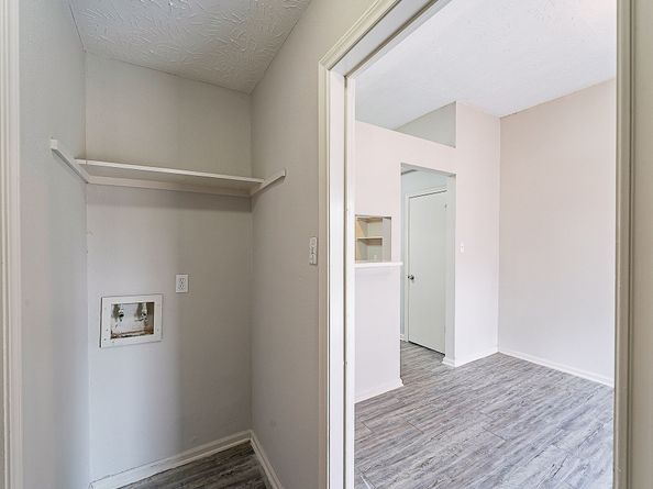 3922 Whitchurch Drive, Houston TX 77066