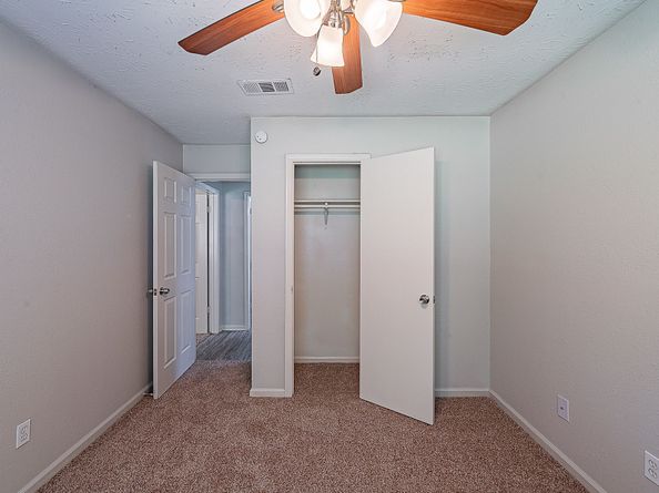 3922 Whitchurch Drive, Houston TX 77066