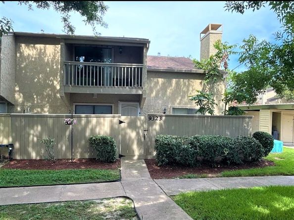 9323 Pagewood Lane, Houston TX 77063